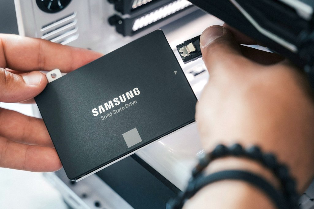 Рейтинг лучших SSD для компьютера: выбор по цене, скорости и надежности