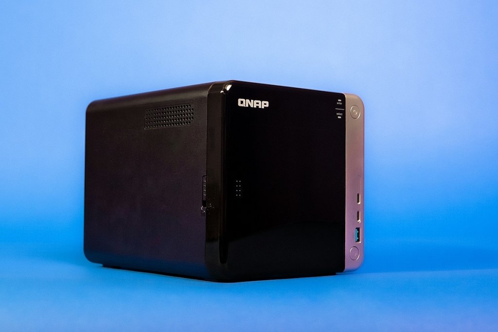 Wi-Fi 7 или Mesh-система Wi-Fi 6 — что выбрать для здания с бетонными стенами Свое облако в офисе, или зачем малому бизнесу NAS в 2026 году
