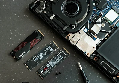 Как выбрать и установить SSD в ноутбук: полное руководство 2026